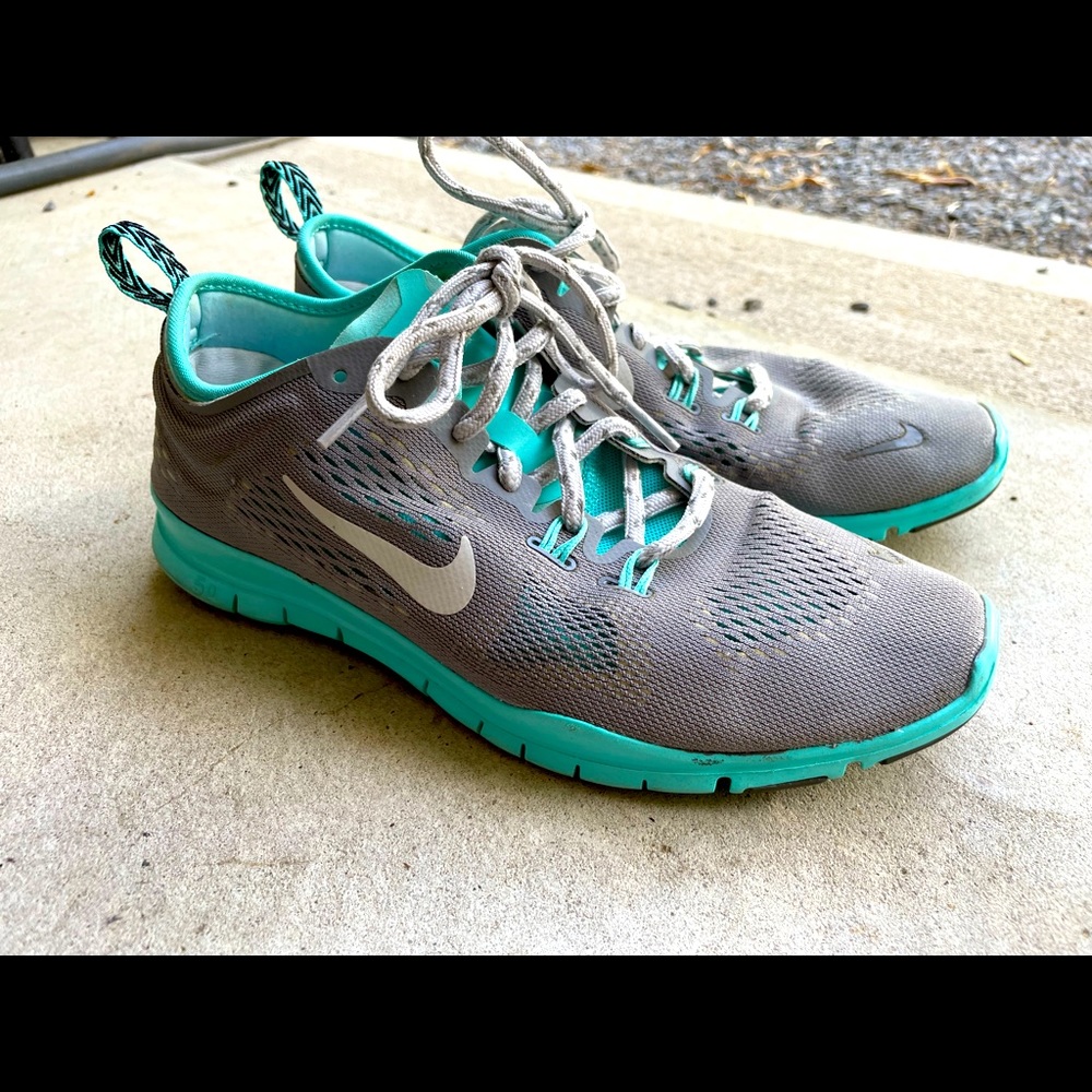 Nike training shoes 7.5